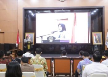 Tatong Bara Berikan 1 Unit Kendaraan Roda Dua Kepada Pemdes yang Capai Target PBB