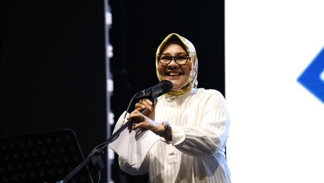 Walikota Kotamobagu Tutup Secara Resmi Kegiatan HUT ke-16 Kotamobagu, Dalam Acara Malam Puncak