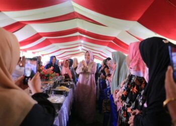 Hadiri Halal Bi Halal di Kecamatan Kotamobagu Utara, Tatong Lakukan Audience dengan Masyarakat