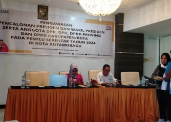 Badan Pengawas Pemilihan Umum (Bawaslu) Kota Kotamobagu menggelar sosialisasi pengawasan pencalonan Presiden dan Wakil Presiden serta anggota DPR, DPD, DPRD Provinsi dan DPRD Kabupaten/Kota.