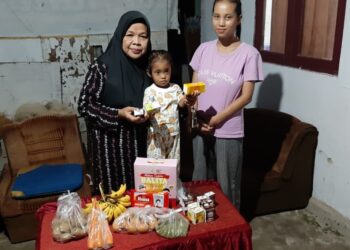 Tuntaskan Stunting: Kadis PPKBPP-PA Bolsel Kembali Salurkan Bantuan
