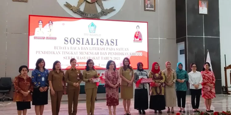 Bunda Literasi Kotamobagu Siti Fatmah Fitriana Nani Buhang, Hadiri Sosialisasi Minat dan Budaya Baca se-Sulut