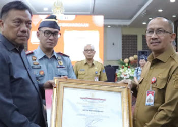Pemkot Kotamobagu Terima Penghargaan Kota Peduli HAM Degan Nilai 96,3 Persen se-Sulut