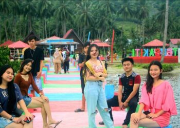 Wisata Pantai Tersakiti Desa Pinolantungan, Paling Populer di Bolsel 2024 
