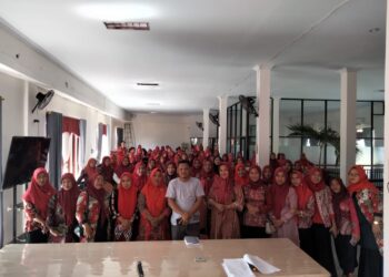 Awali Tahun 2024, Disdikbud Bolsel Evaluasi Mahasiswa Penerima Beasiswa