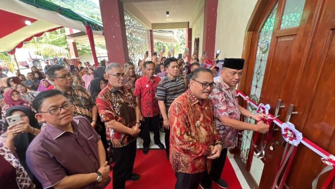 Bupati Limi Dampingi Gubernur Sulut Resmikan Gedung Islamic Center Kabupaten Bolmong