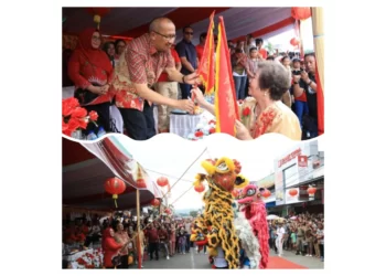Ini Harapan Asripan Nani Saat Melepas Karnaval Festival Budaya dan Cap Go Meh Tahun 2024 di Kotamobagu