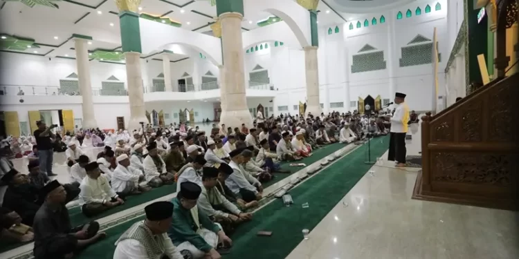 Pj Wali Kota dan Jajaran Pemkot Kotamobagu Hadiri Peringatan Nuzulul Qur’an 1445 Hijriah