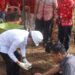 Bupati Iskandar Letakkan Batu Pertama Pembangunan Masjid Rufaidah RSUD Bolsel  