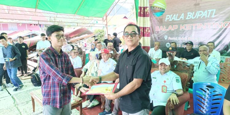 Gebyar Ketupat, PT JRBM & PT BSG Sponsori Lomba Balap Katinting di Bolsel