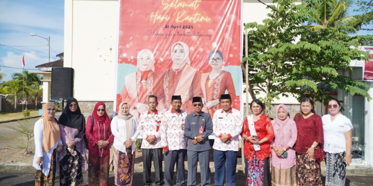 Pemkab Bolsel Gelar Upacara Peringatan Hari Kartini ke-145 dan Hari Otda ke-28 Tahun 2024
