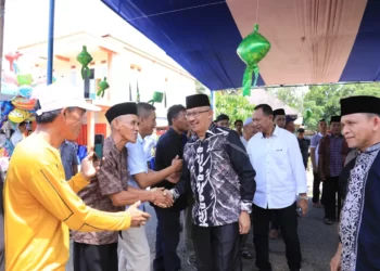 Asripan Nani Silaturahmi Bersama Masyarakat di 3 Desa/Kelurahan pada Acara Halal Bihalal