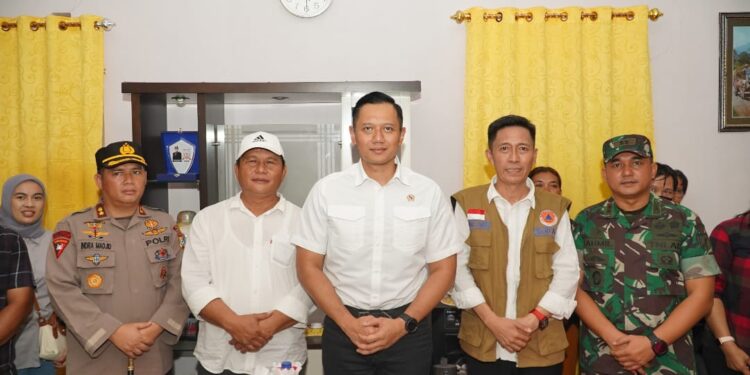 Bupati Bersama Wabup Bolsel Sambut Gembira Relokasi Pengungsi Erupsi Gunung Ruang