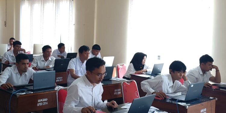 84 Peserta Ikuti Seleksi PPK di KPU Bolsel, Marli Lumali: Sistem CAT Penentu Kelulusan