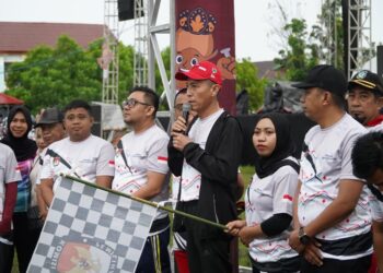 Hadiri Fun Run, Bupati Iskandar Ajak Masyarakat Dukung Seluruh Tahapan Pilkada Serentak 2024