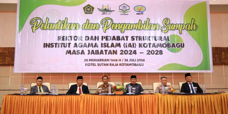 Pj Wali Kota Kotamobagu Hadiri Pelantikan Dan Pengambilan Sumpah Rektor IAIK Masa Jabatan 2024-2028