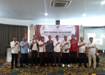 KPU Boltim Gelar Rakor Dan Sosialisasi Jelang Tahapan Pencalonan