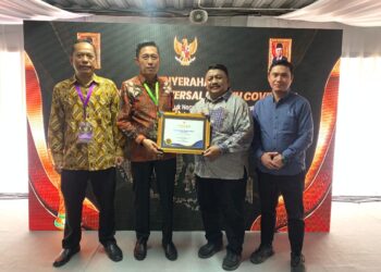 Berikan Layanan Kesehatan Gratis, Pemkab Bolsel Raih Penghargaan UHC Awards 2024
