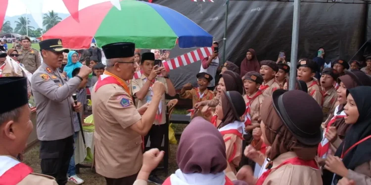 Buka Secara Resmi Kemah Bakti Pramuka Kwartir Cabang Kotamobagu, Ini Pesan Asripan Nani pada Peserta