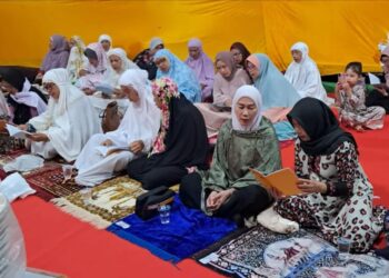 Bunda STA Gelar Dzikir dan Tadarus Al Quran Sebelum Kampanye Dialogis