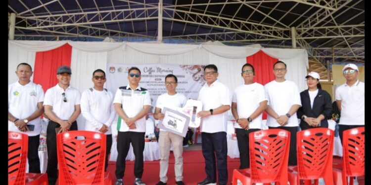 Pemkot Kotamobagu Berikan Reward Hadiah Bagi Masyarakat Sadar Pajak PBB