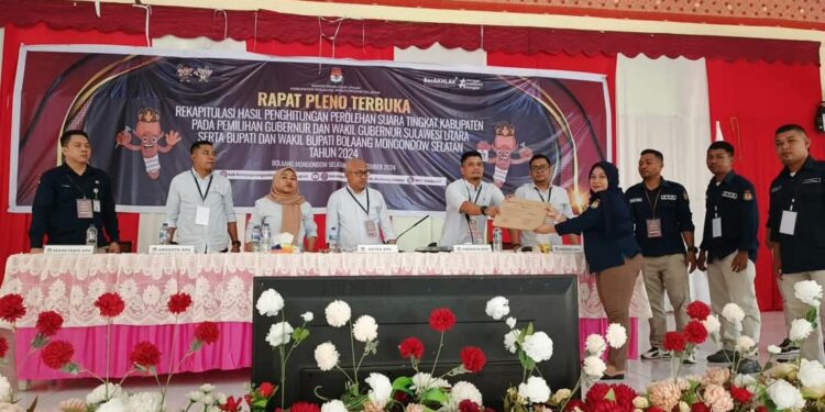 Usai Pleno Rekapitalisasi Tingkat Kabupaten, KPU Bolsel Umumkan Hasil Pilkada 2024