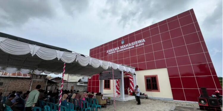 Bupati Bolsel Resmikan Gedung Asrama Pelajar dan Mahasiswa Baru di Kota Gorontalo