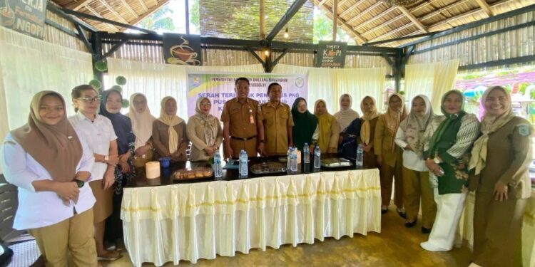 Siap Tingkatkan Kualitas Pendidikan Anak Usia Dini, PKG PAUD Kecamatan Lolayan Dilantik