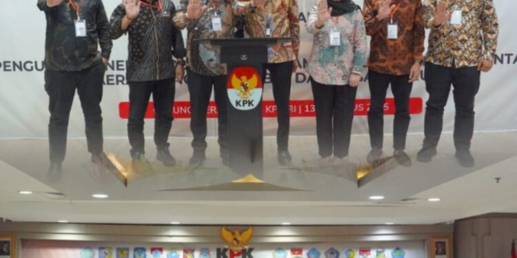 Bupati Hadiri Rakor di KPK RI: Korupsi adalah Kejahatan