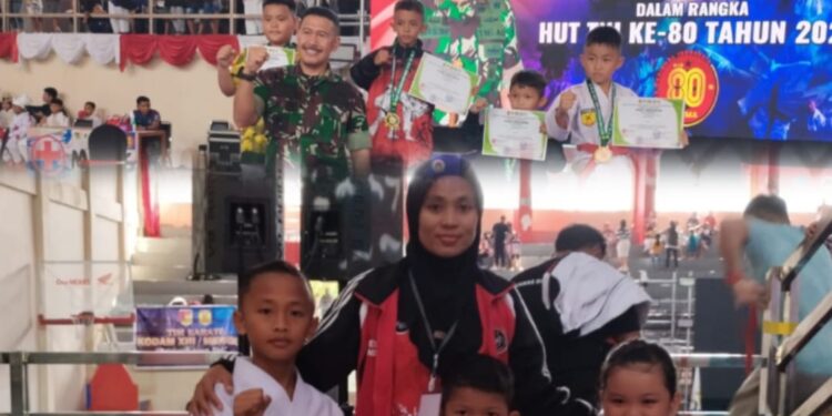 Kadisdikbud Bolsel Apresiasi Prestasi Gemilang Siswa di Open Tournament Korem Inkanas 2025