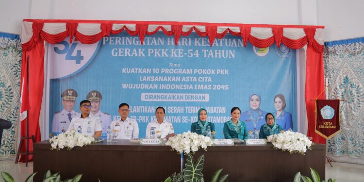 Weny Gaib Hadiri Peringatan HKG PKK ke-54 dan Sertijab Ketua TP-PKK Kecamatan