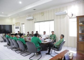 Wali Kota Kotamobagu Terima Pengurus GP Ansor Sulut di Ruang Kerja